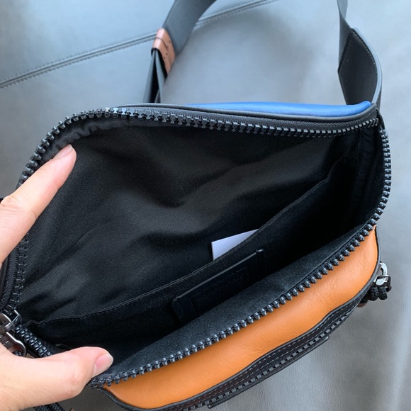 NWT COACH TERRAIN BELT BAG IN COLORBLOCK SIGNATURE - Picture 3 of 5